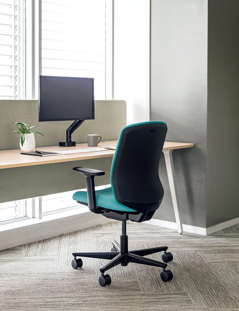 GHẾ VĂN PHÒNG UCHIDA CARRISA